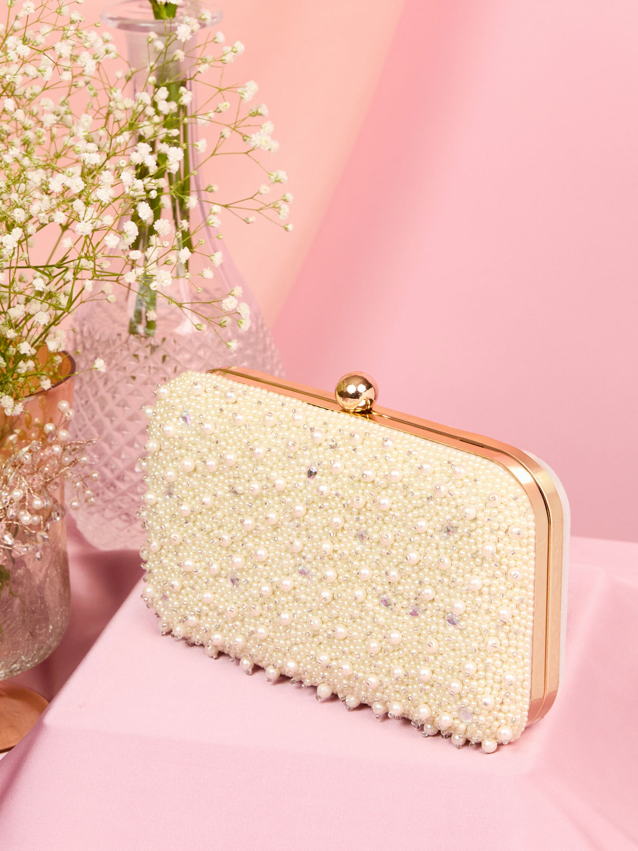 Mohey Women Lustrous Cream Finery Clutch Bag
