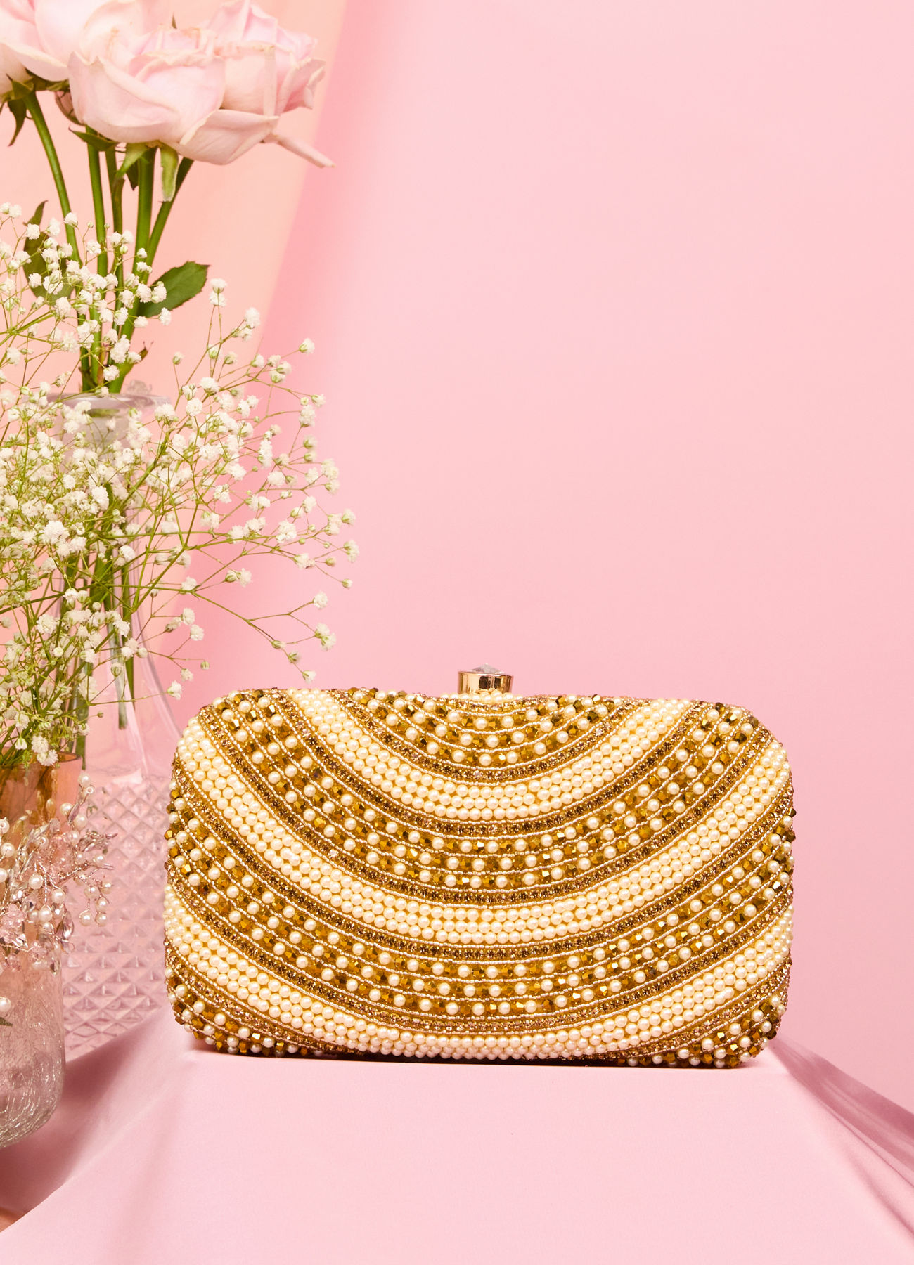 Mohey Women Cream Art Silk Clutch Bag