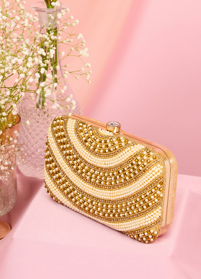 Mohey Women Cream Clutch Bag
