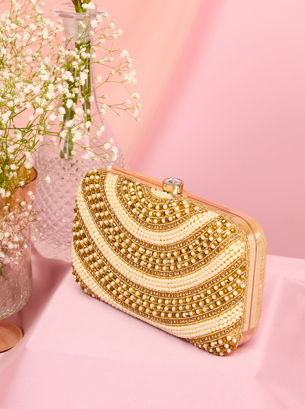 Mohey Women Cream Clutch Bag