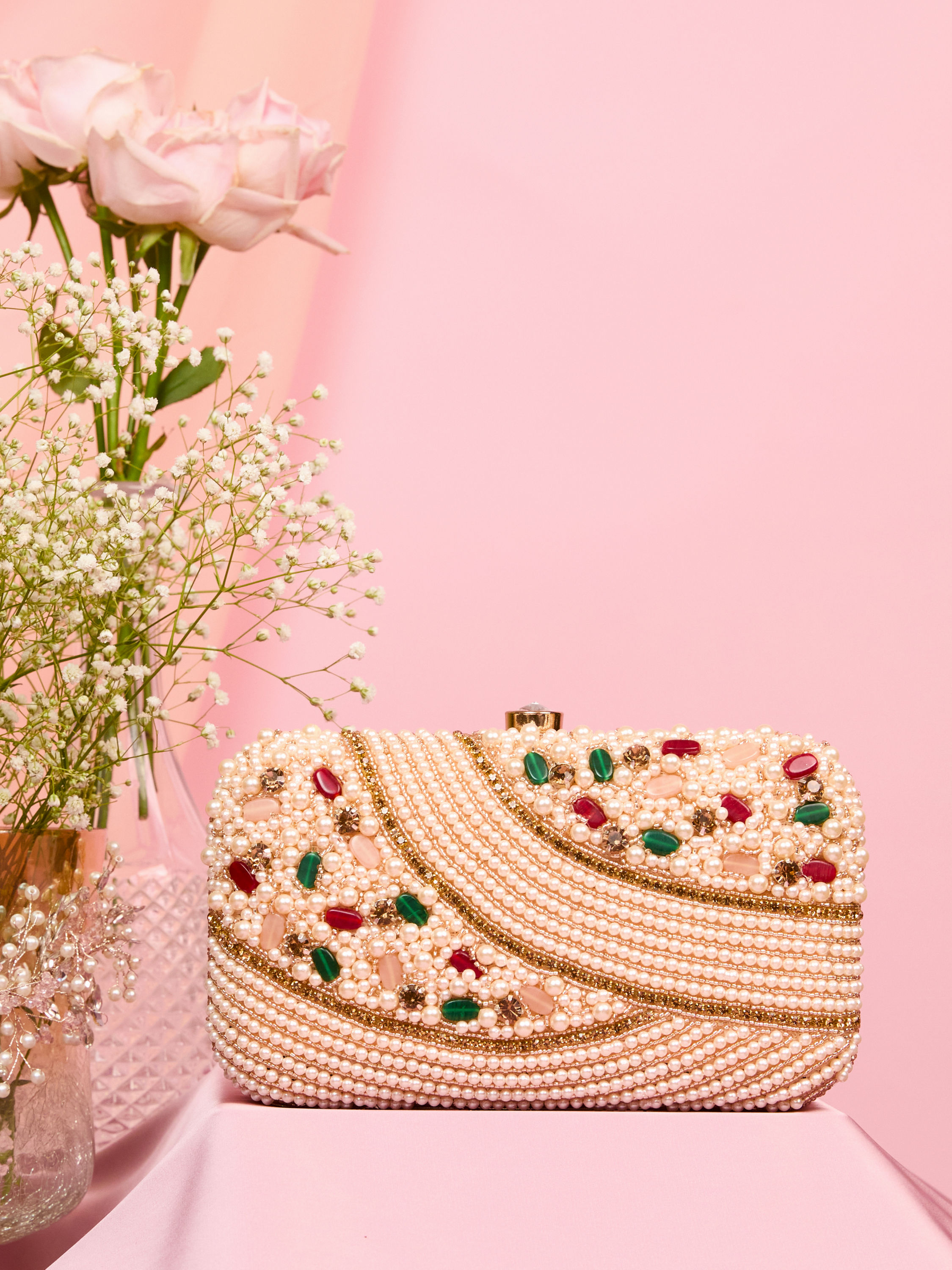 Mohey Women Cream Art Silk Essential Clutch Bag