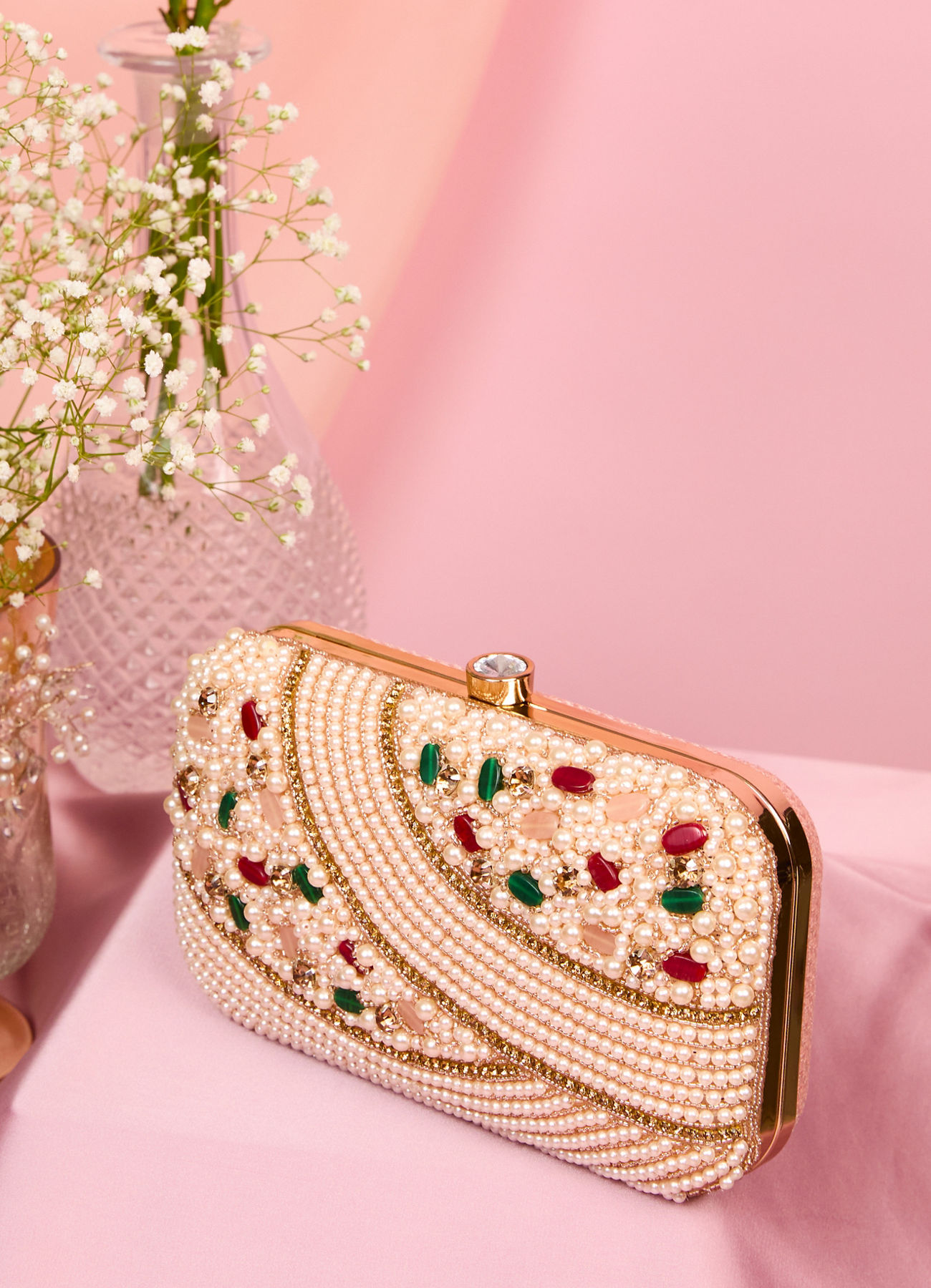 Mohey Women Cream Art Silk Essential Clutch Bag