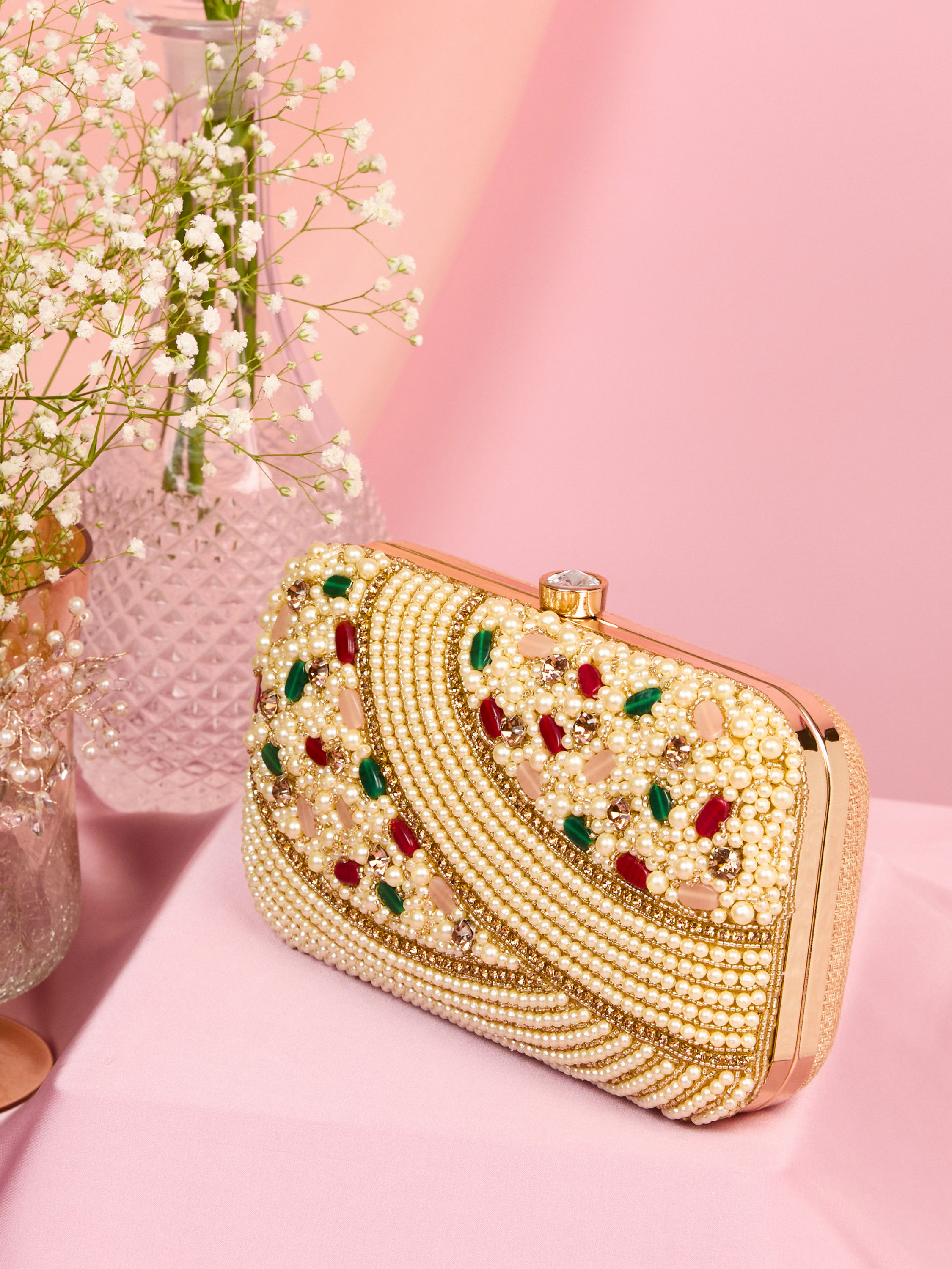 Mohey Women Beige Beauty Clutch Bag