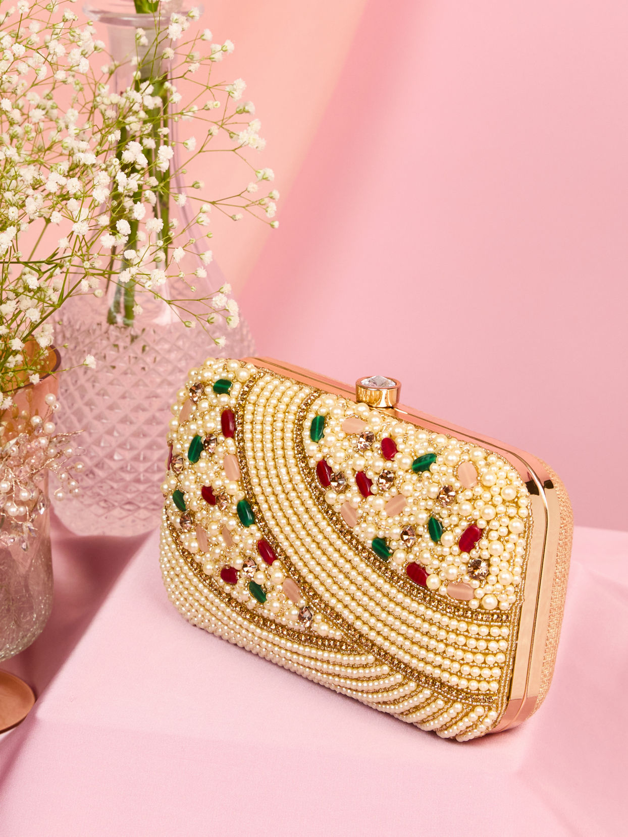 Mohey Women Beige Beauty Clutch Bag
