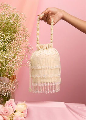 Mohey Women Elegant Cream Velvet Potli Bag