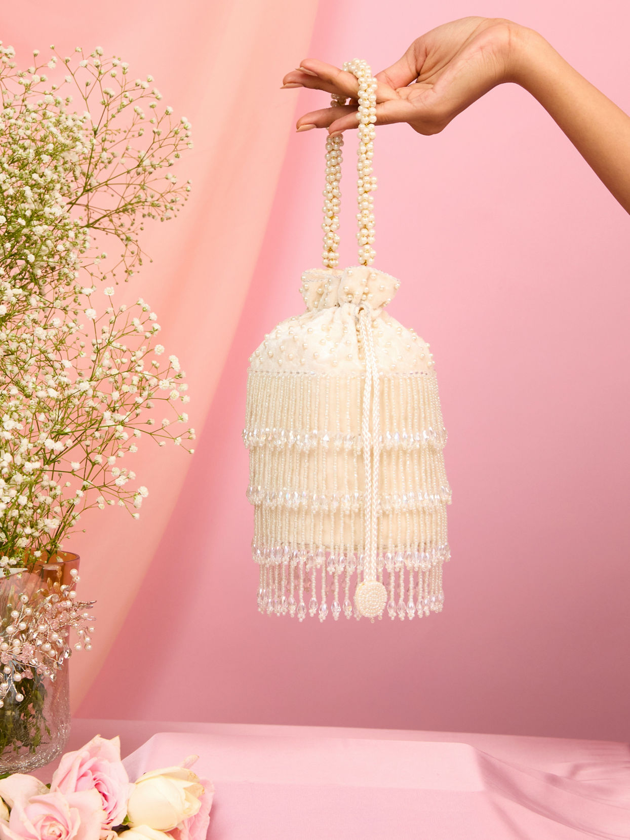 Mohey Women Elegant Cream Velvet Potli Bag