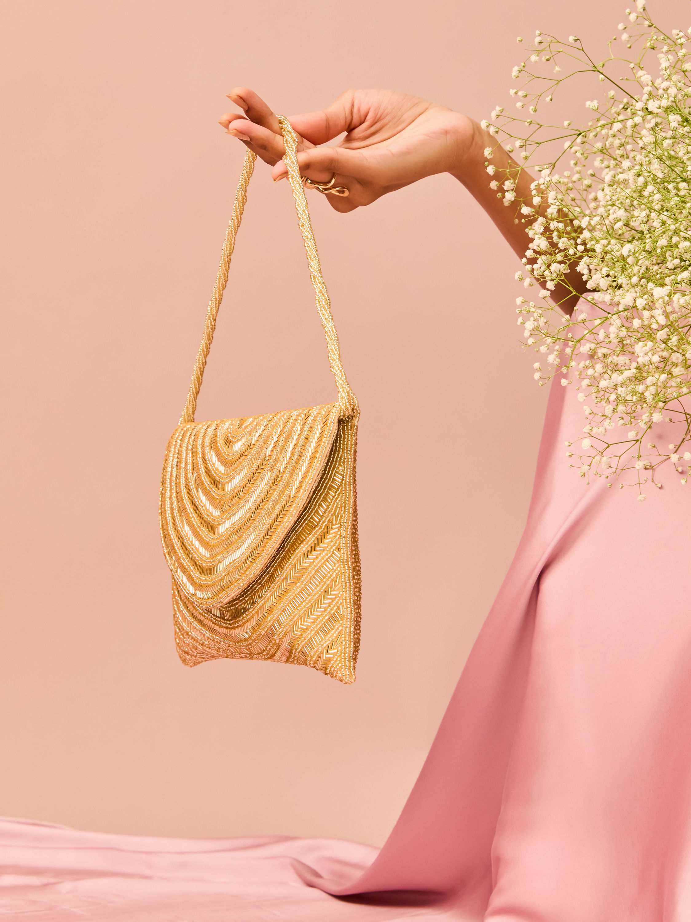 Mohey Women Golden Treasure Envelope Bag