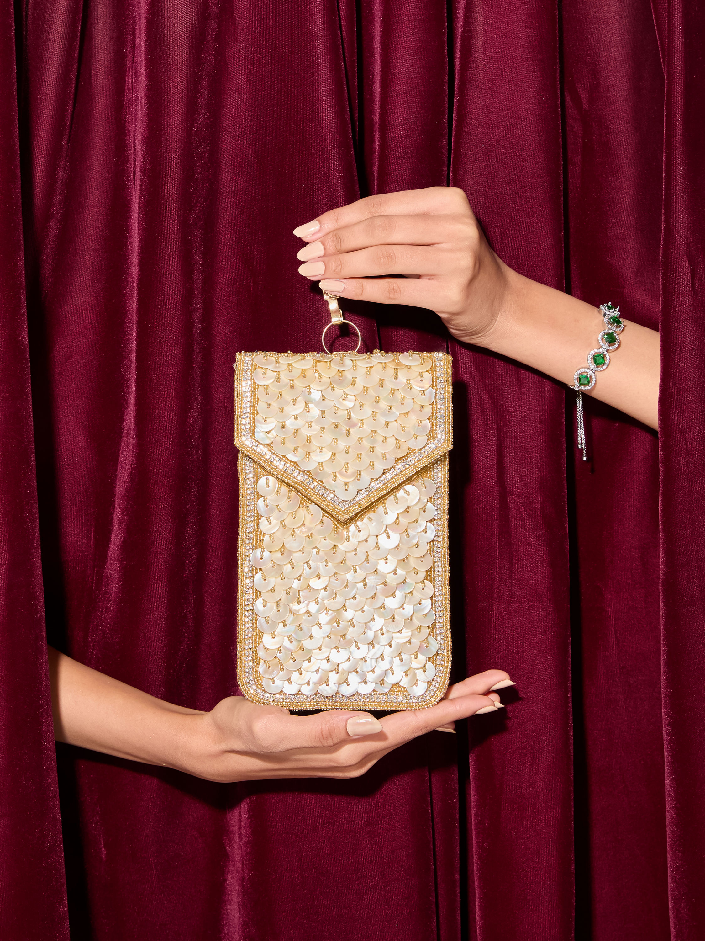 Mohey Women Glistening Gold Festive Bag