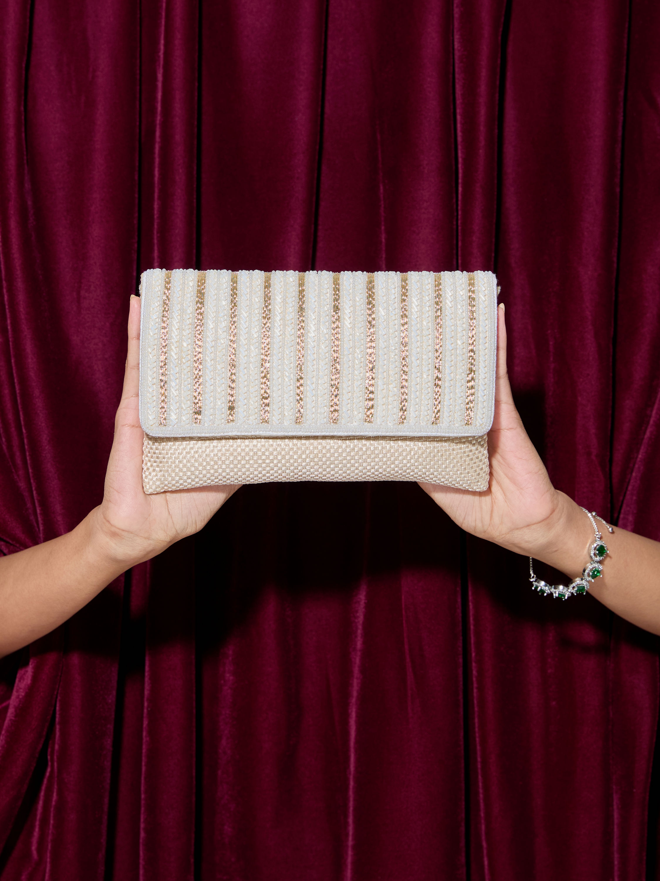 Mohey Women Cream Enchantment Envelope Bag