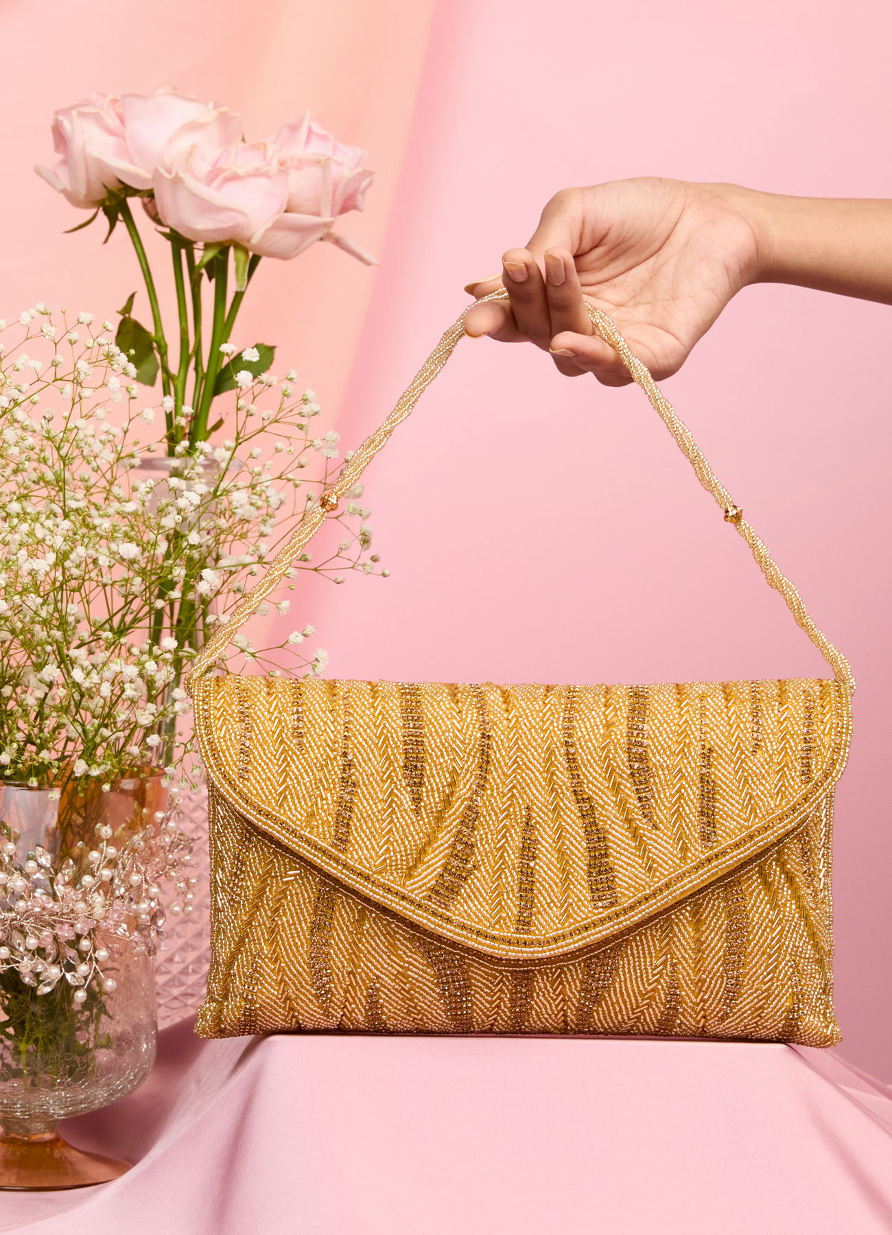 Mohey Women Garnet Gold Celebration Envelope Bag