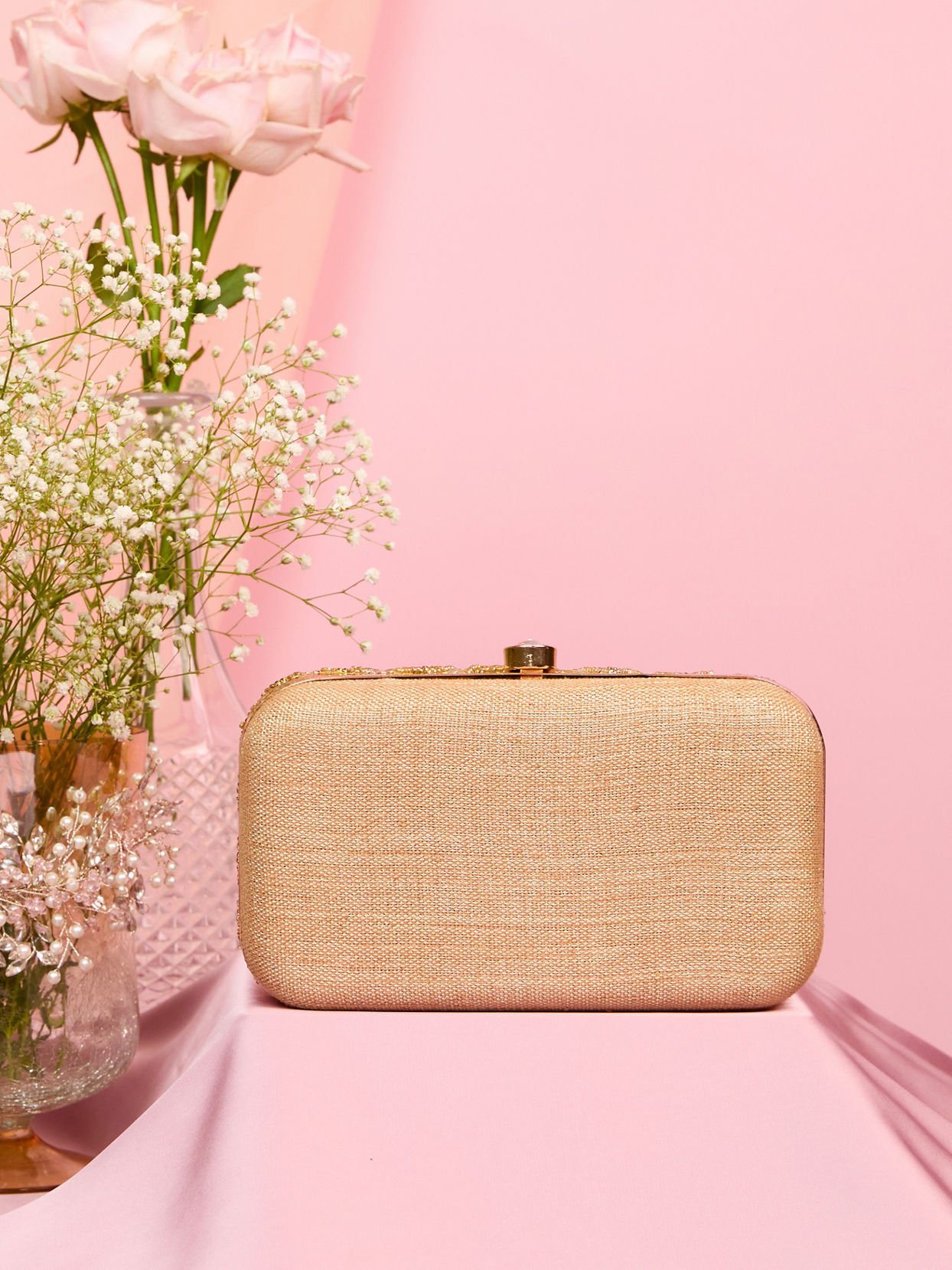 Mohey Women Elegant Shimmer Gold Clutch Bag