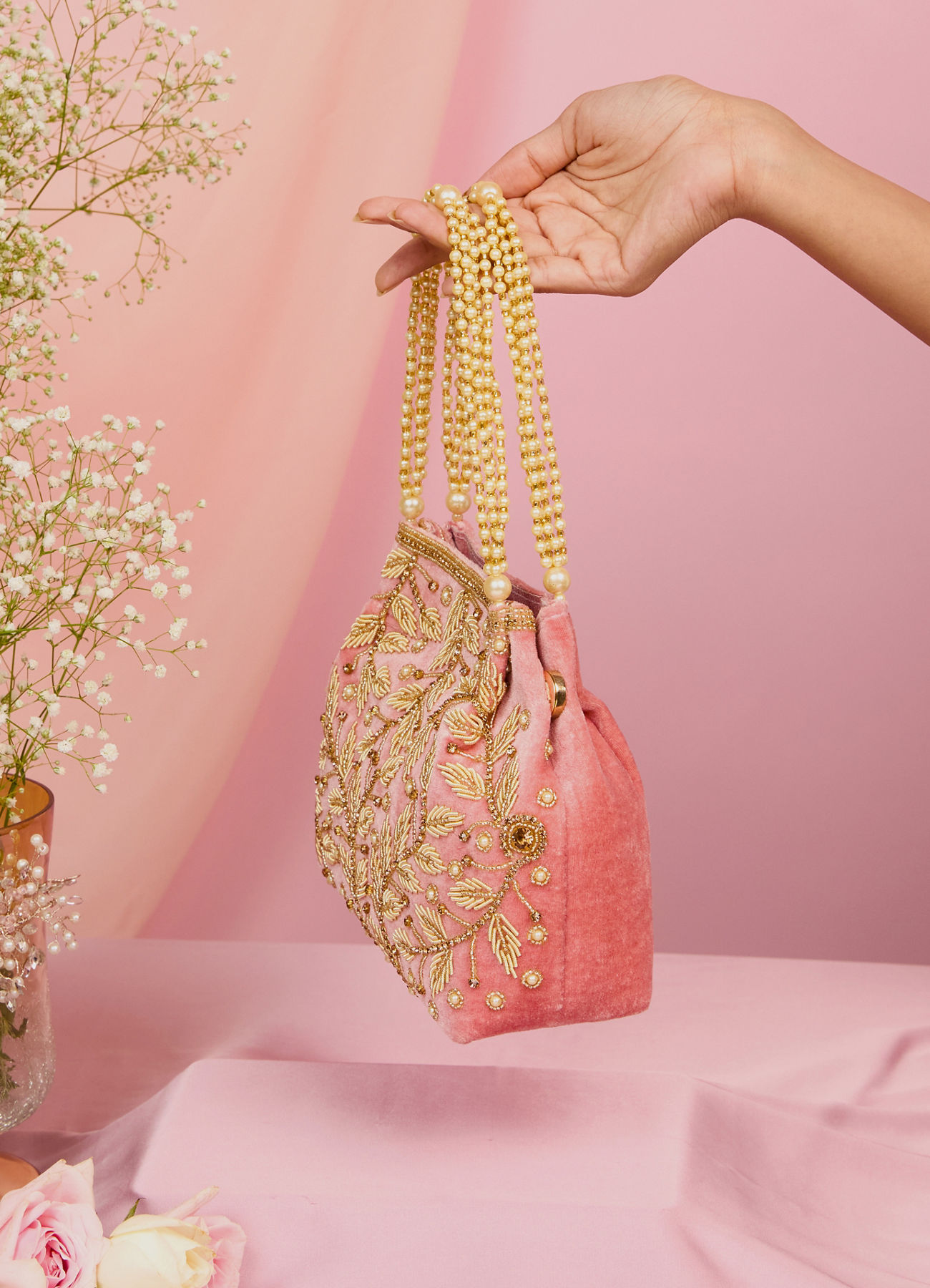 Mohey Women Pink Celebration Elegance Bag