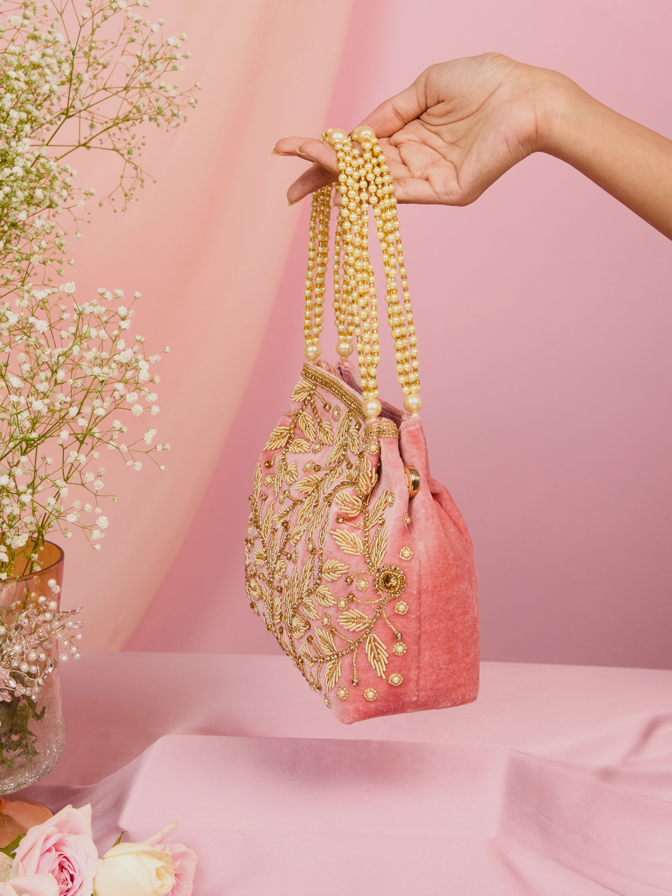 Mohey Women Pink Celebration Elegance Bag