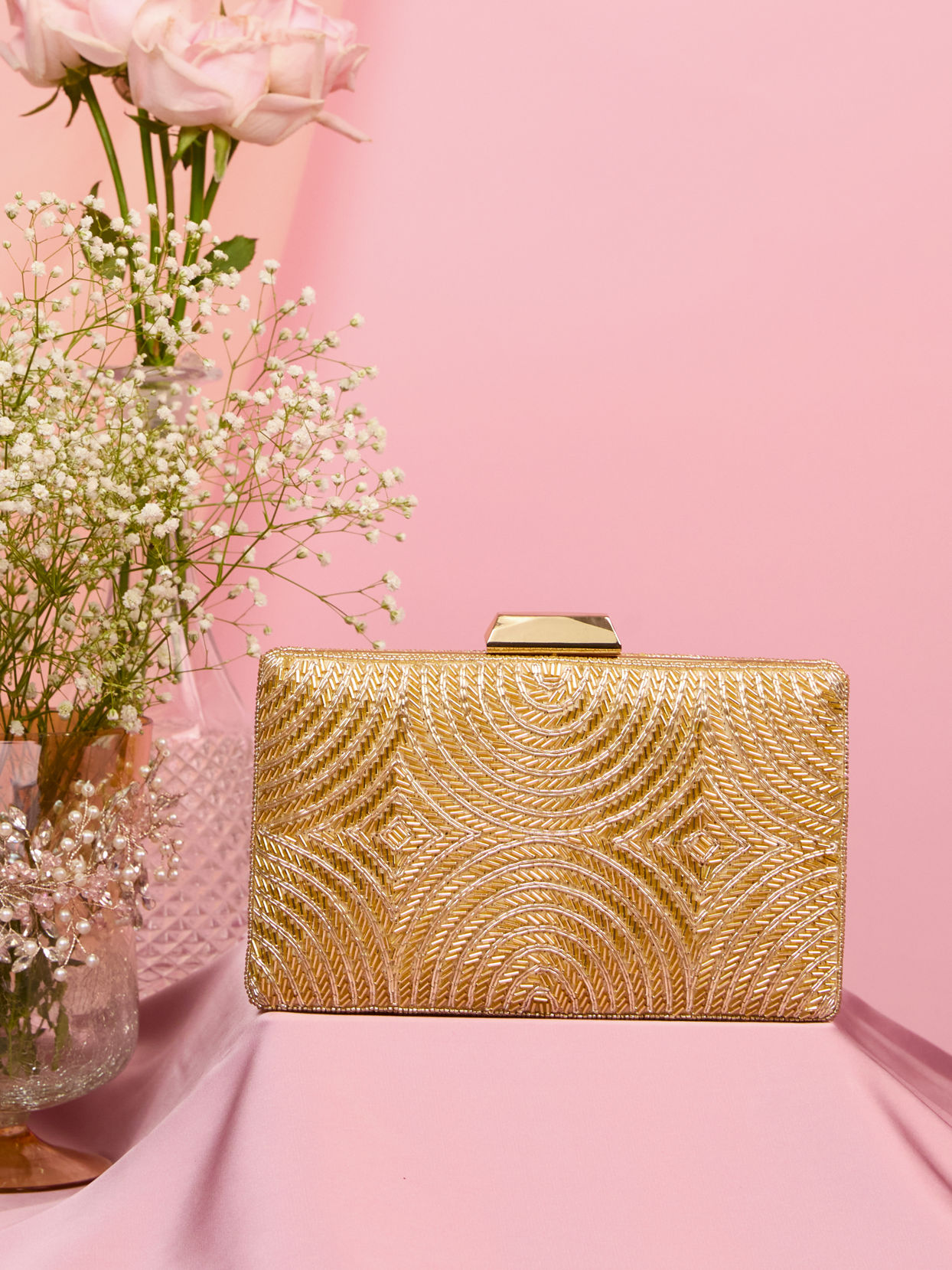Mohey Women Golden Glamour Clutch Bag