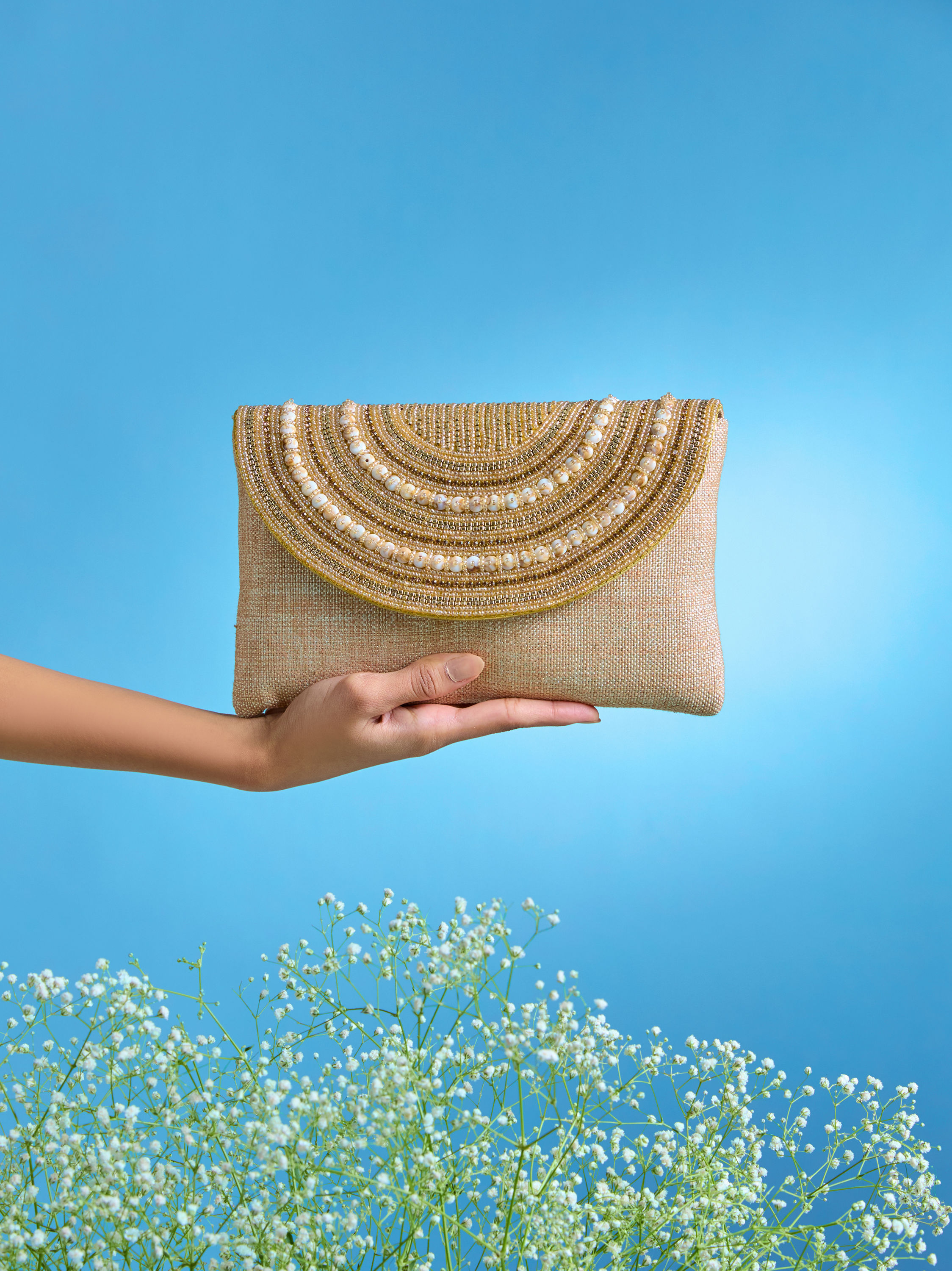 Mohey Women Beige Jute Celebration Bag