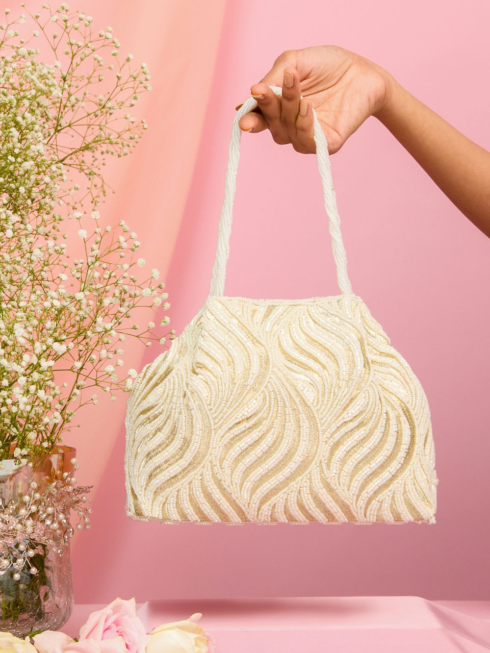 Mohey Women Cream Elegance Bag