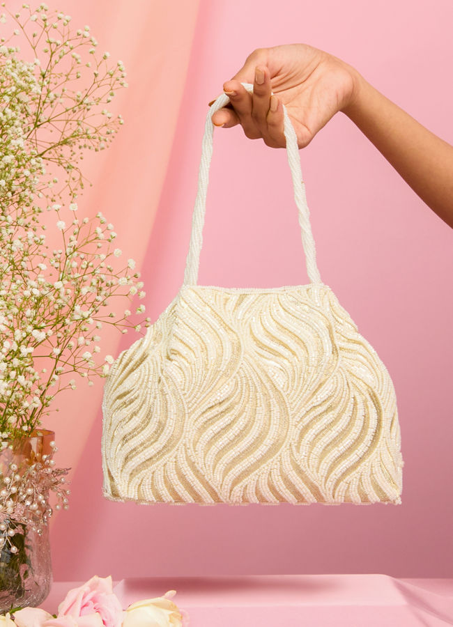 Mohey Women Cream Elegance Bag