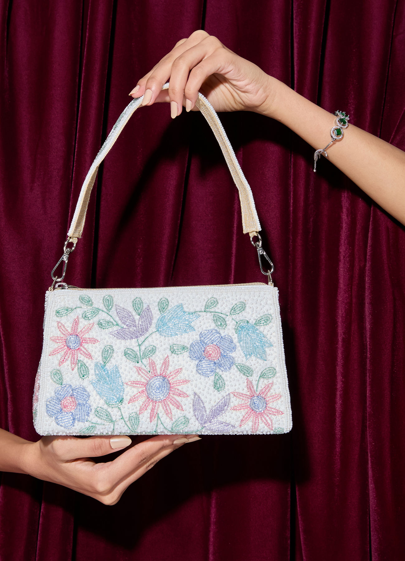 Mohey Women Elegant White Silk Bag