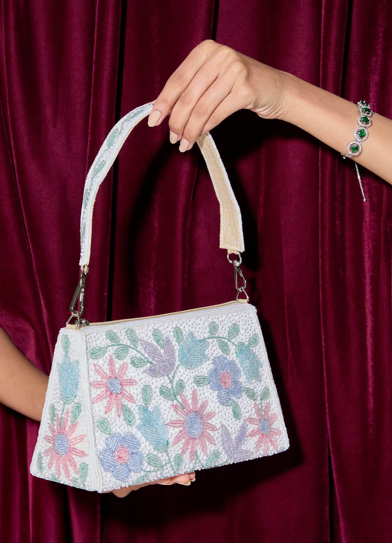 Mohey Women Elegant White Silk Bag