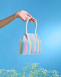 Mohey Women Cream Colored Festive Bag