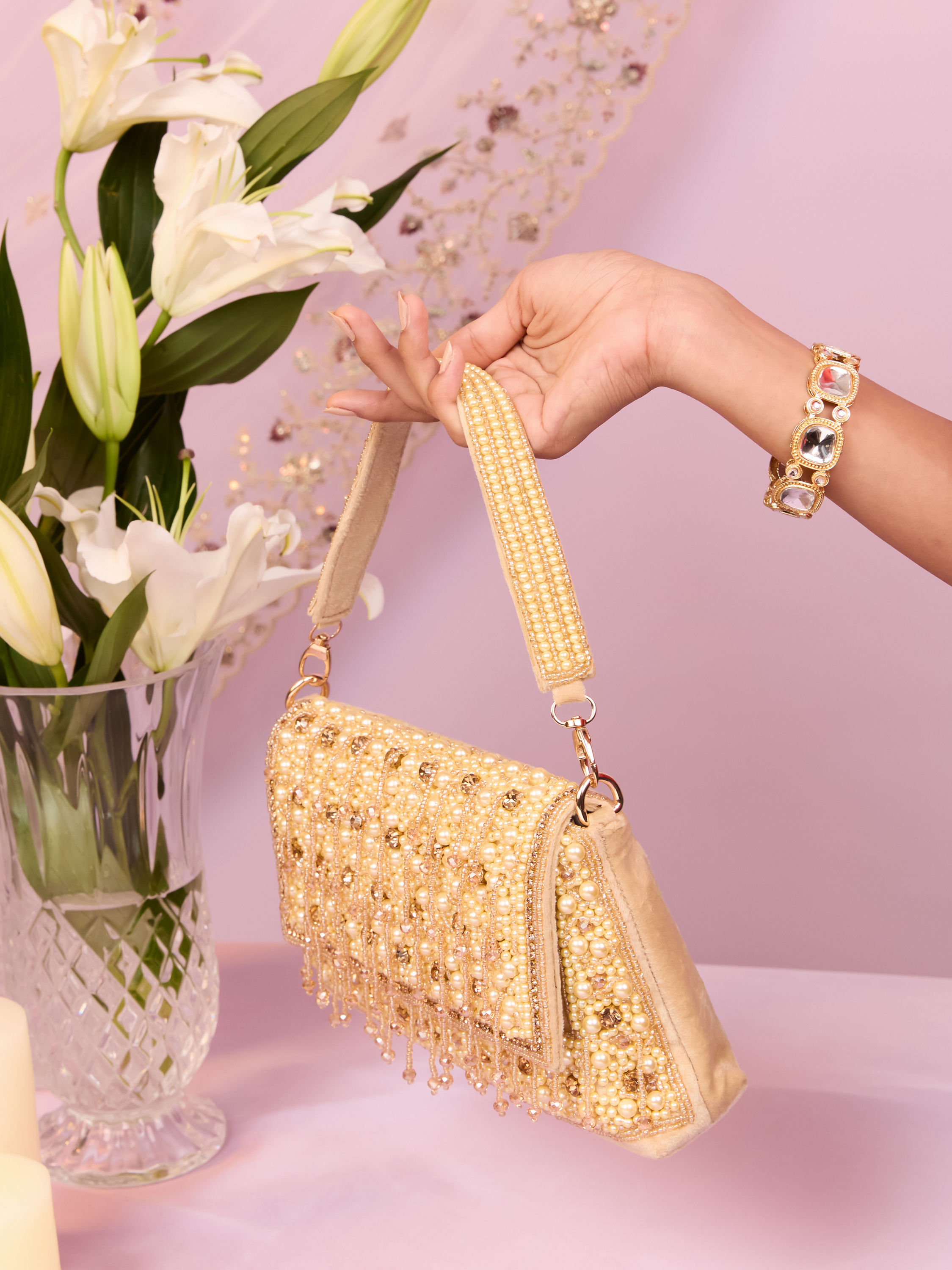 Mohey Women Fawn Art Silk Top Handle Bag