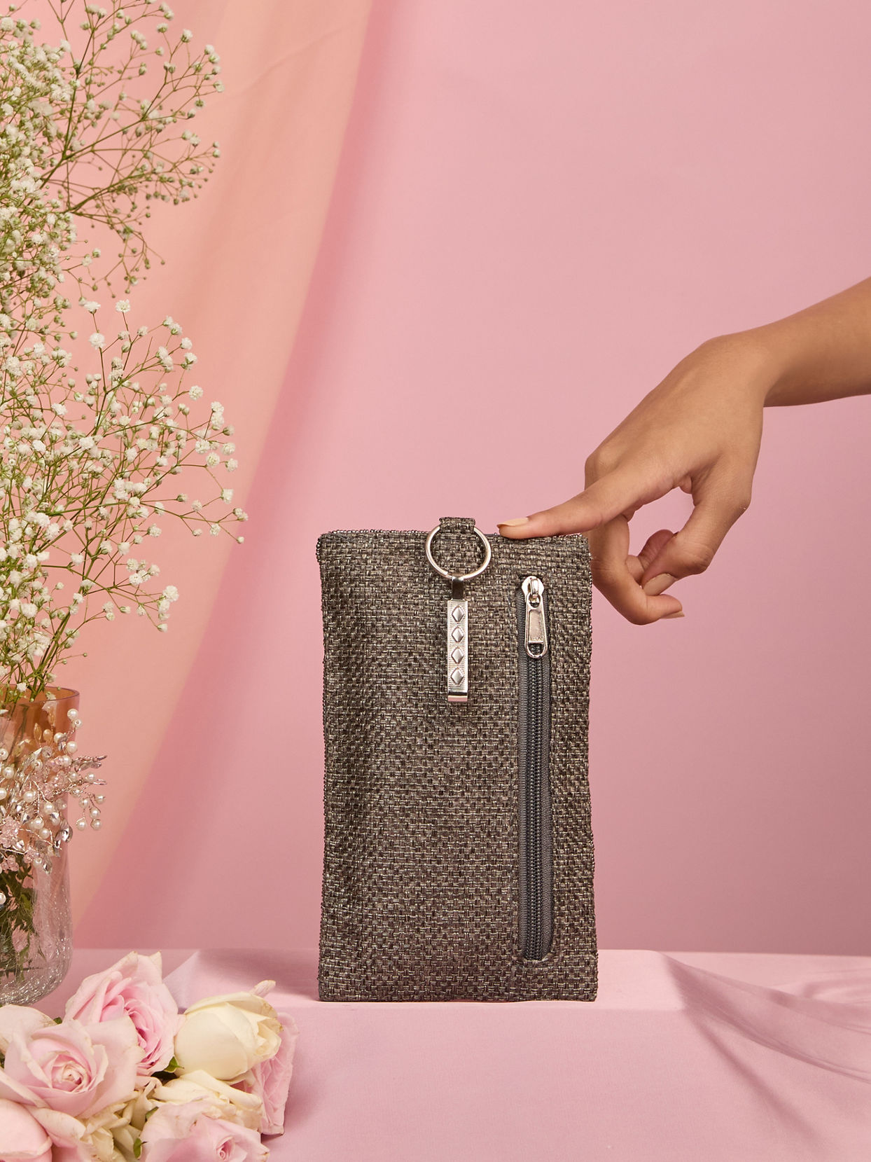 Mohey Women Dazzling Dark Grey Bag