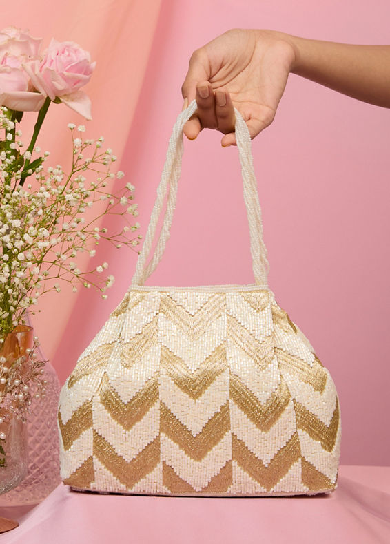 Mohey Women Cream Elegance Bag