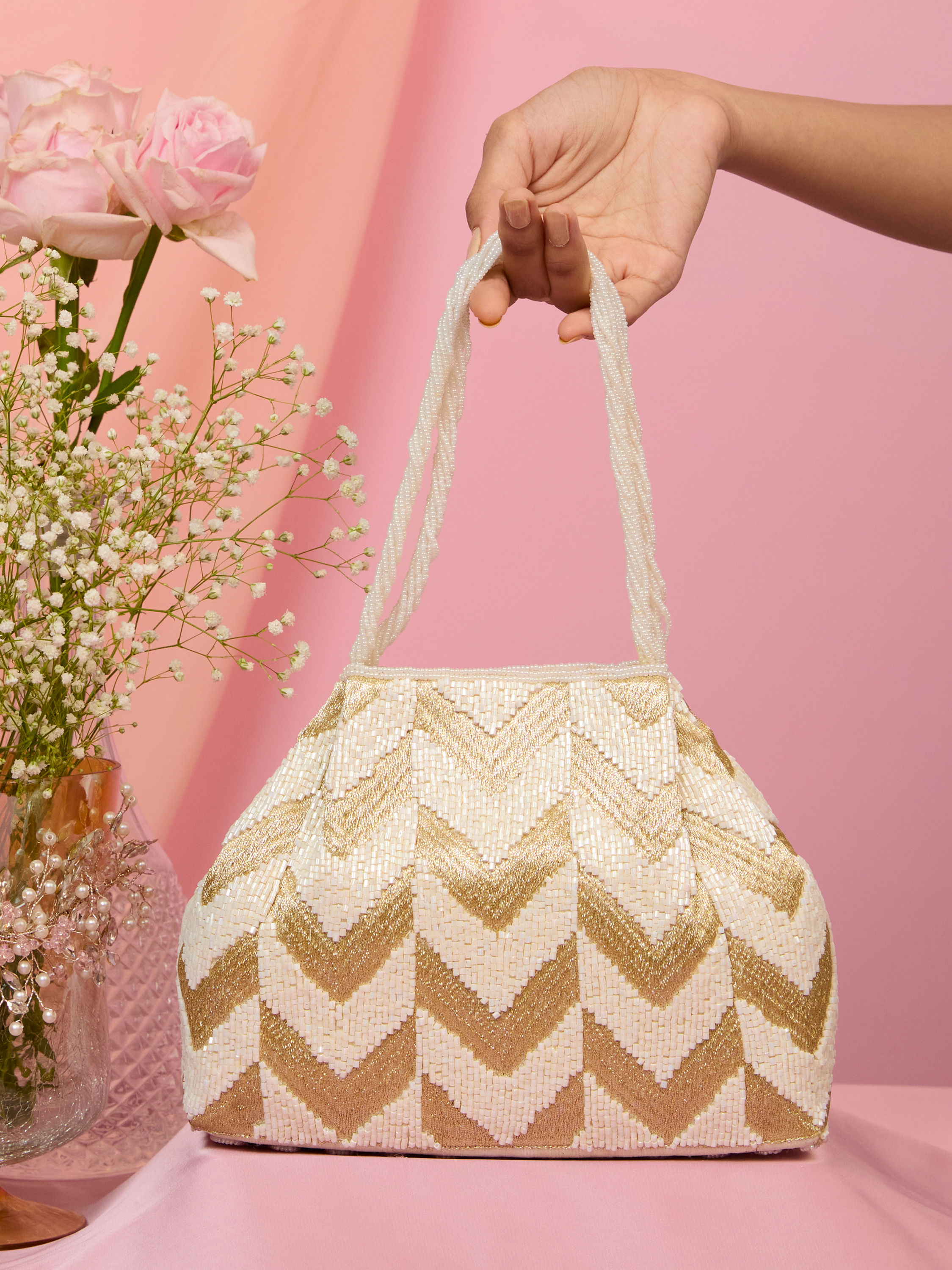 Mohey Women Cream Elegance Bag