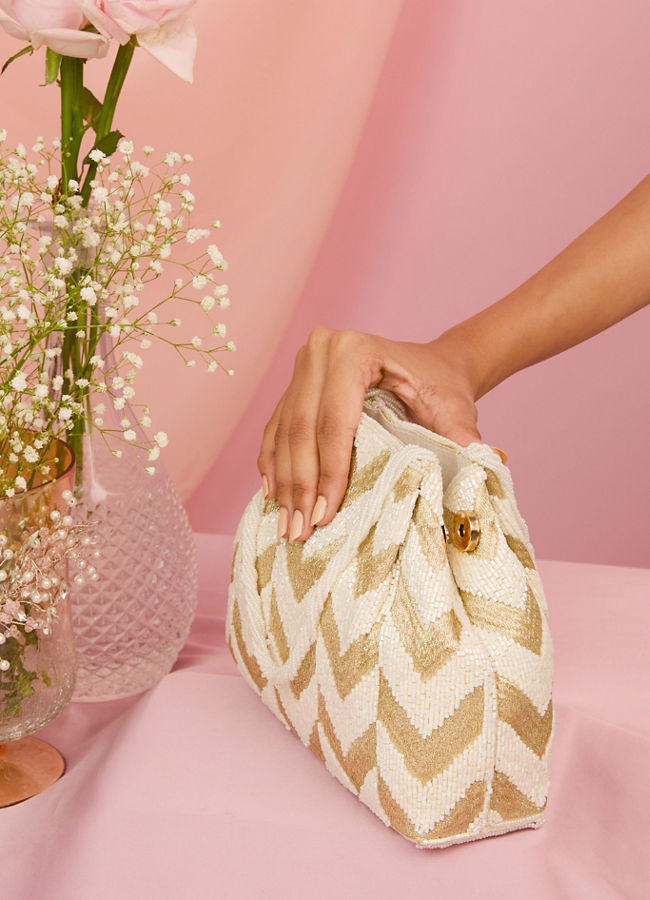 Mohey Women Cream Elegance Bag