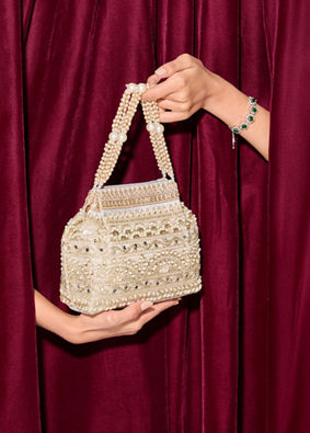 Mohey Women Elegant Grey Celebration Bag