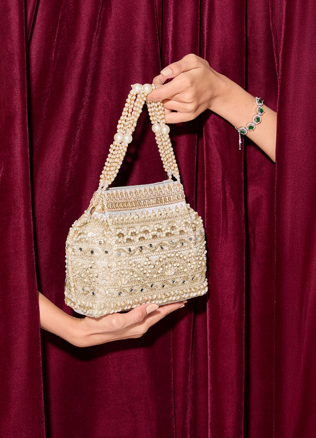 Mohey Women Elegant Grey Celebration Bag