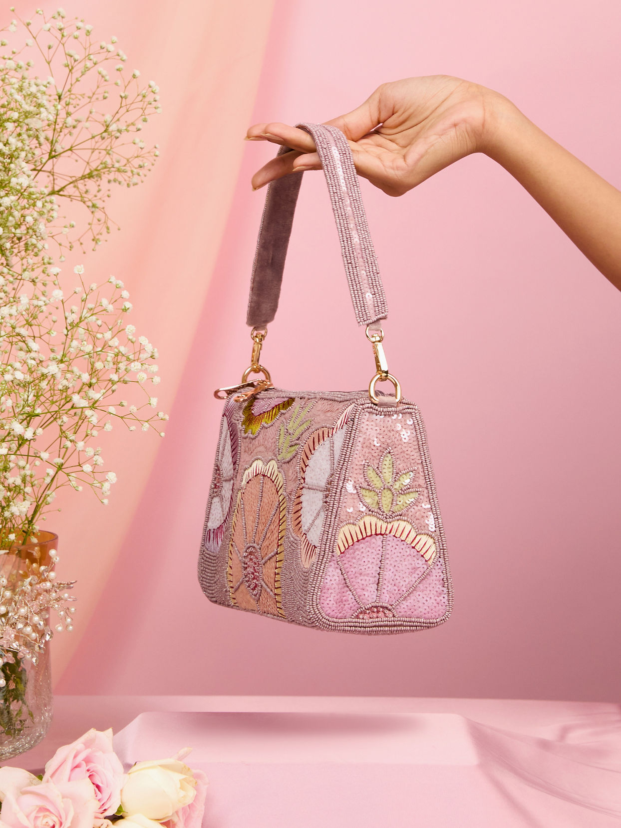 Mohey Women Purple Velvet Bag