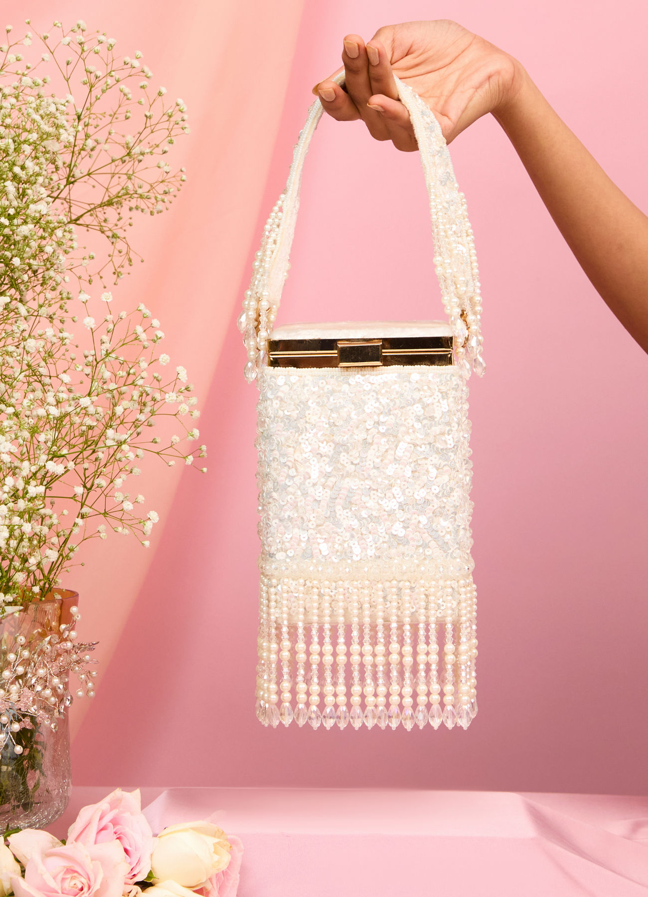 Mohey Women White Velvet Elegance Bag