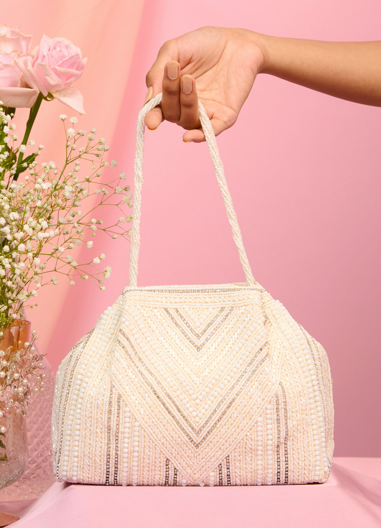 Mohey Women Graceful White Bag