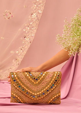 Mohey Women Gajree Pink Envelop Bag