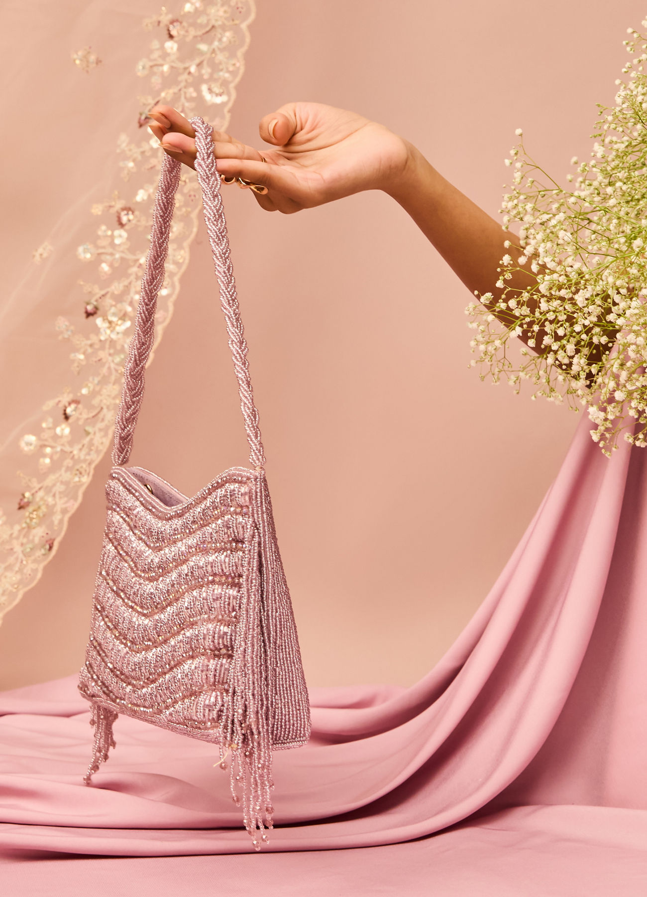 Mohey Women Dazzling Purple Festive Bag