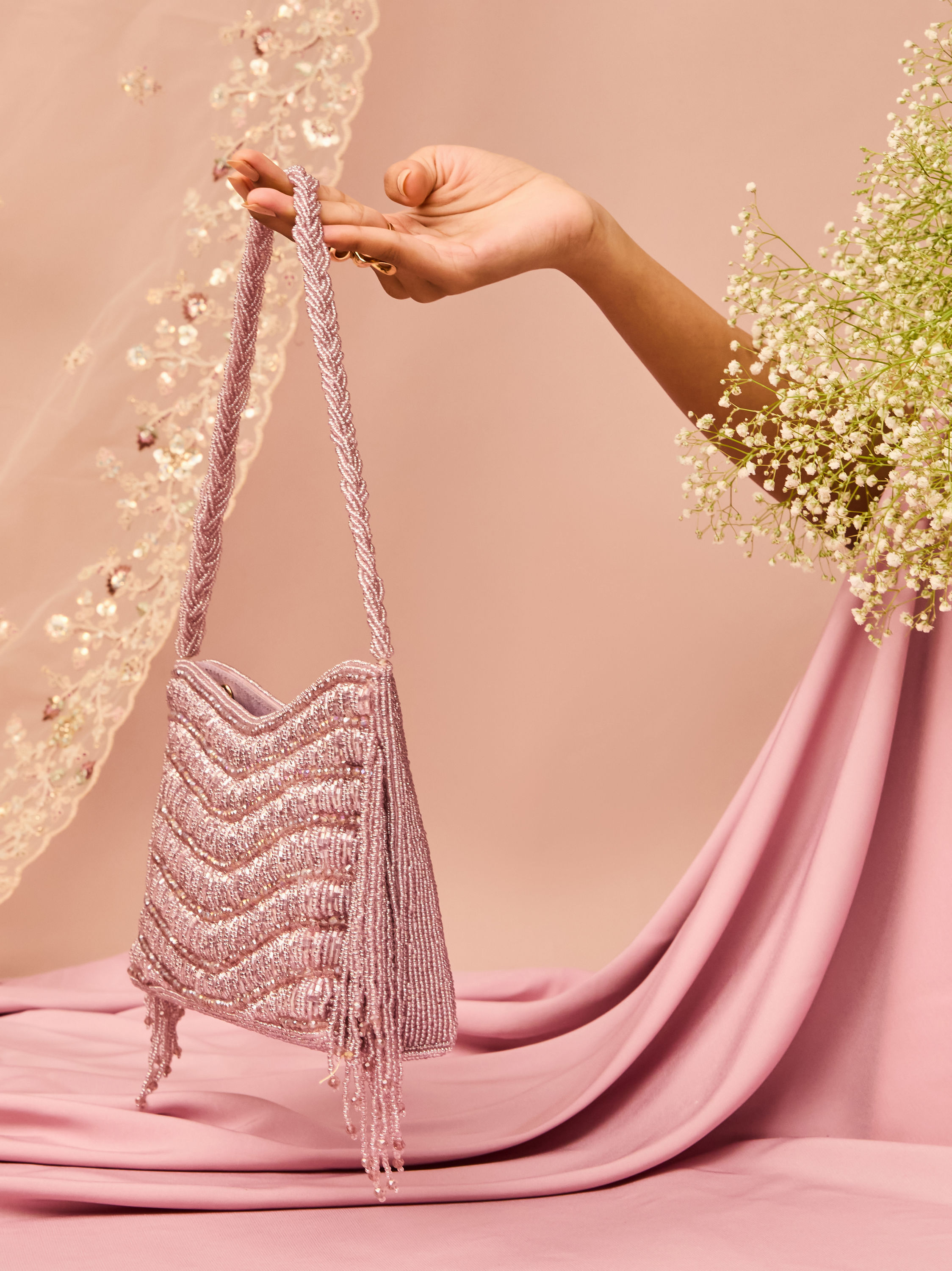 Mohey Women Dazzling Purple Festive Bag