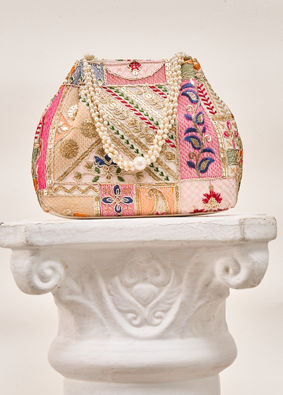 Mohey Women Cream Art Silk Bag with Sequin Work