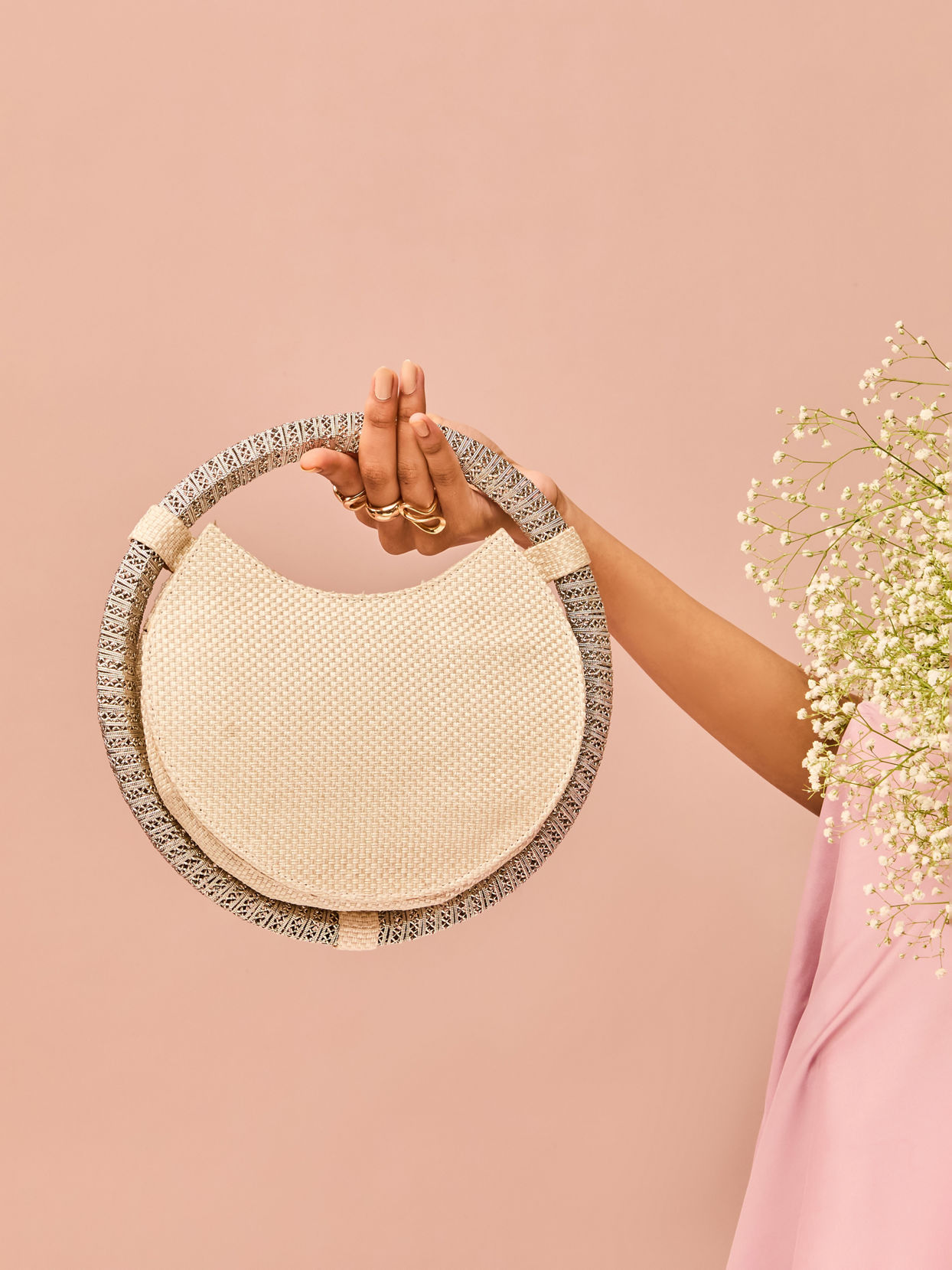 Mohey Women Elegant Cream Clutch Bag