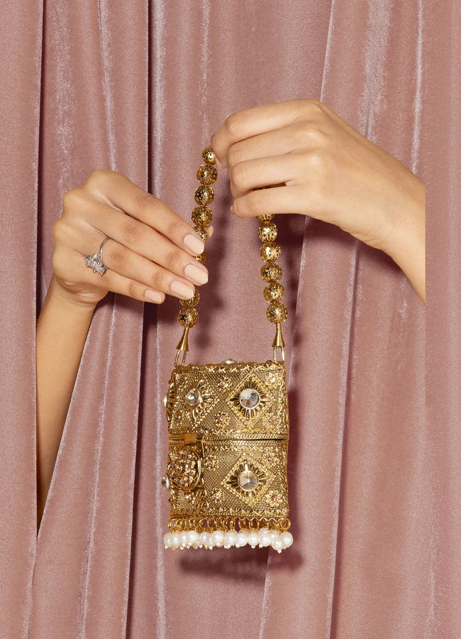 Mohey Women Gold Art Silk Mini Bag