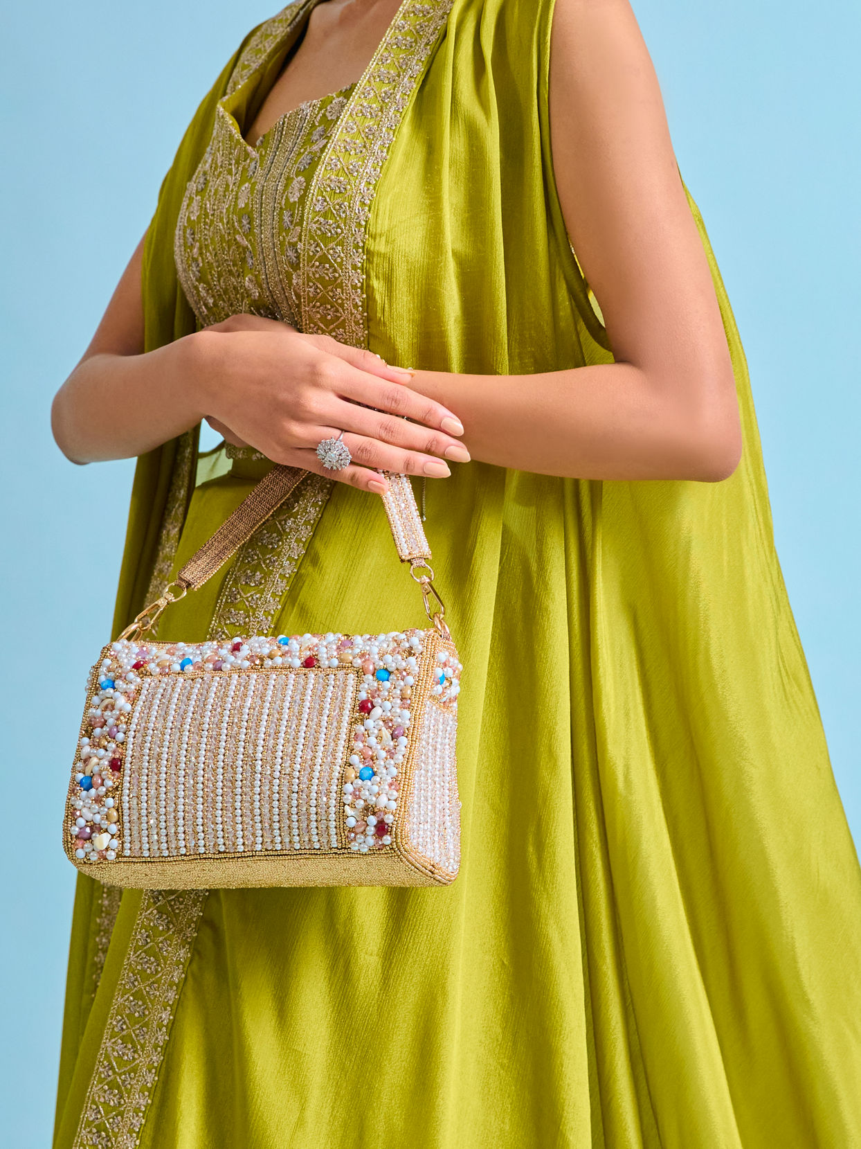 Mohey Women Fawn Art Silk Top Handle Bag