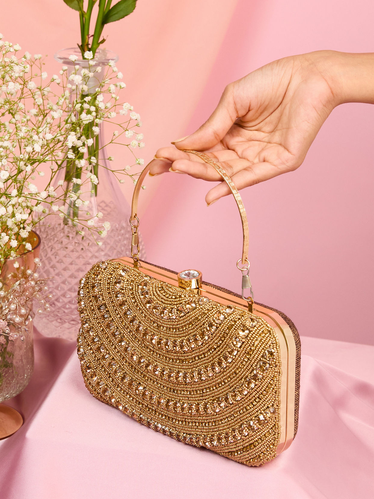 Mohey Women Beige Clutch Bag
