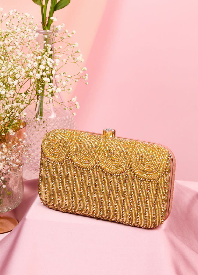 Mohey Women Fawn Clutch Bag