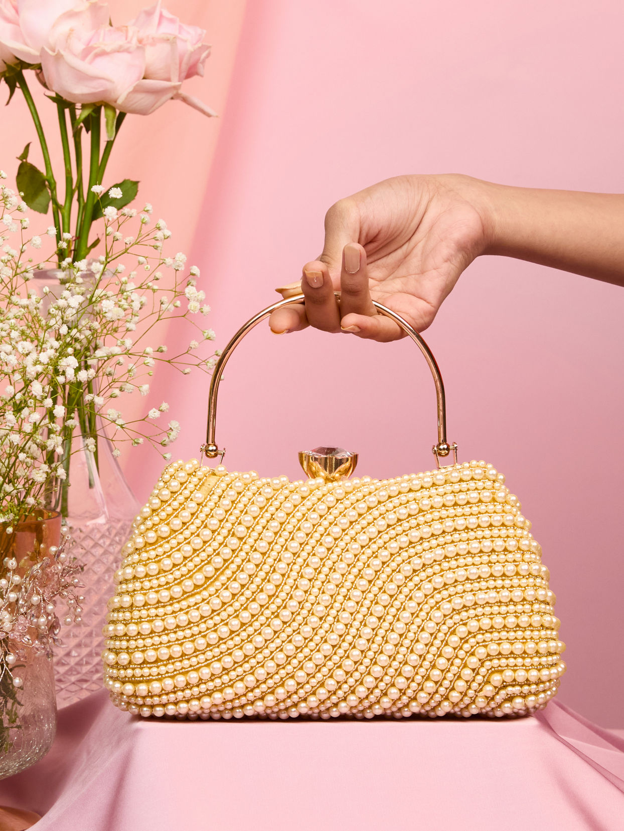 Mohey Women Beige Elegance Clutch Bag
