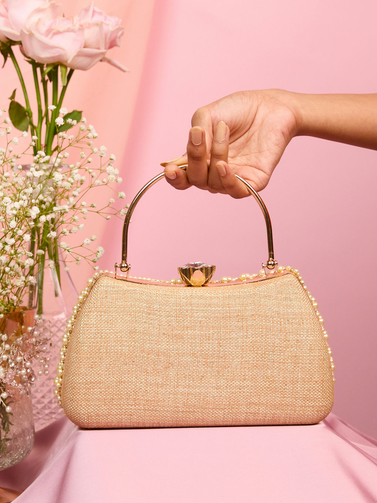 Mohey Women Beige Elegance Clutch Bag