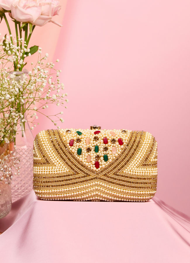 Mohey Women Beige Clutch Bag