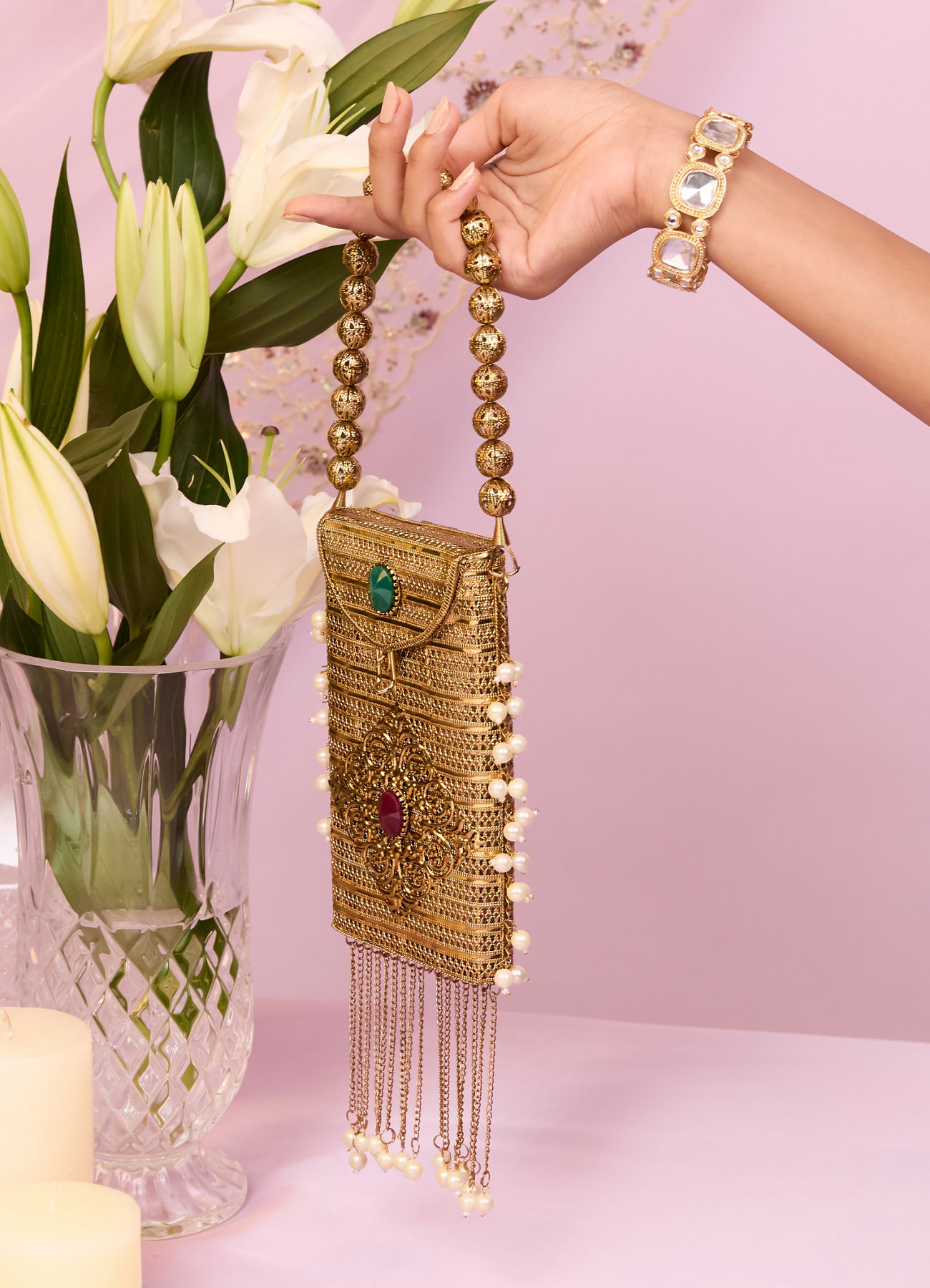 Mohey Women Gleaming Gold Pouch Bag