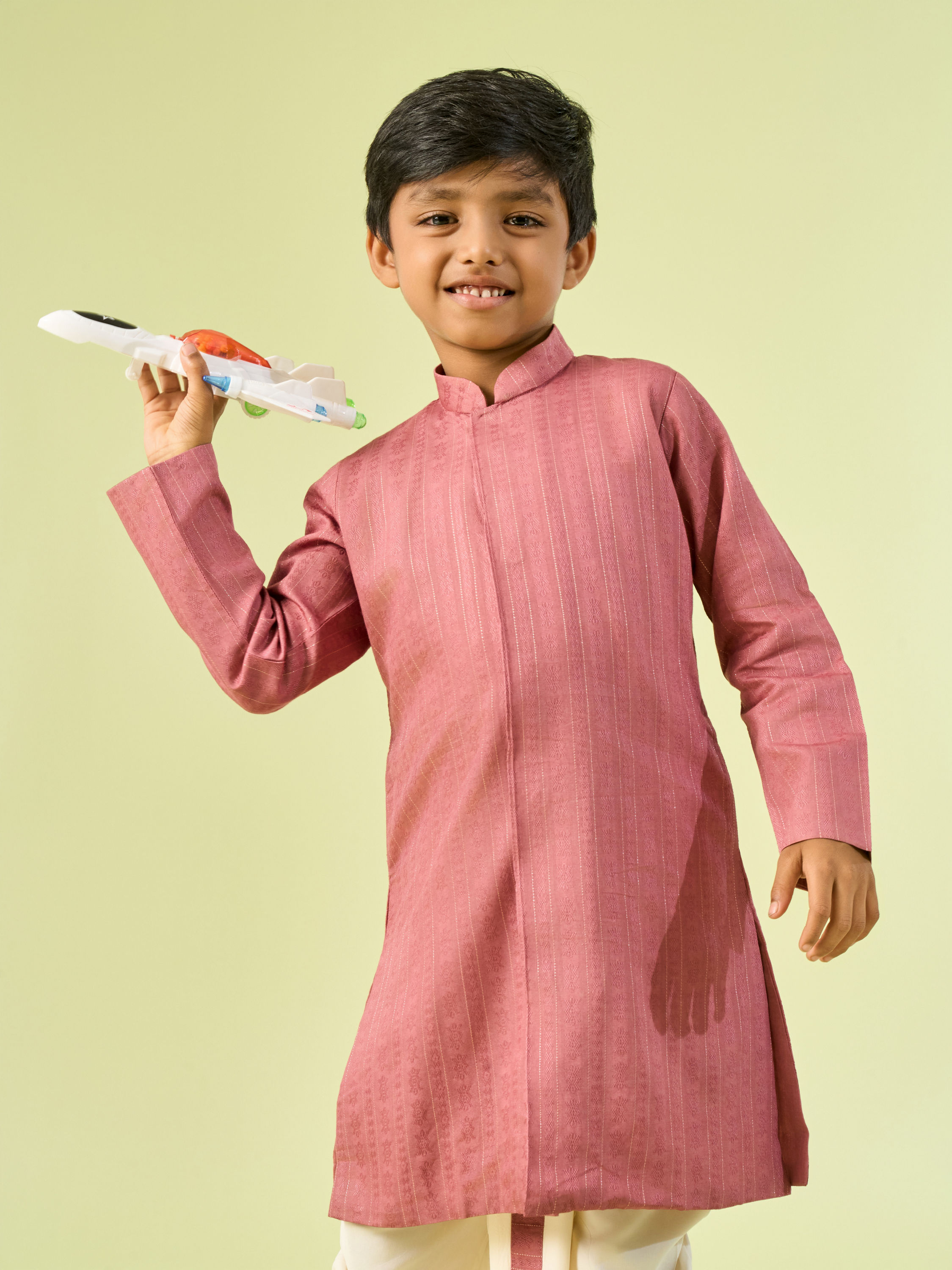 Manyavar Boys Boys Dusty Pink Dotted String Patterned Kurta Dhoti