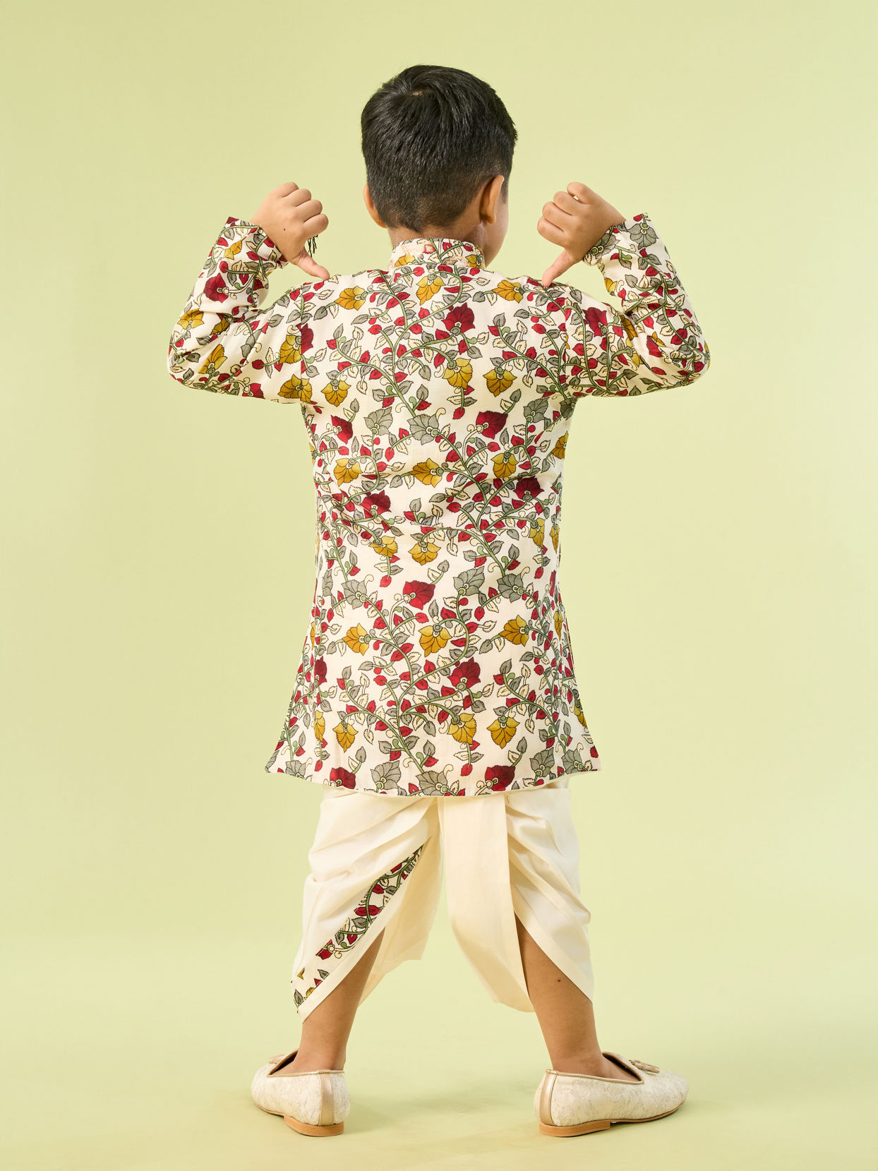 Manyavar Boys Cream Hued Kurta Pajama