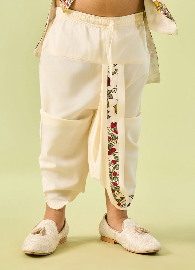 Manyavar Boys Cream Hued Kurta Pajama